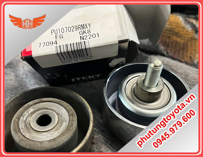 Bi tỳ trên gần bơm nước KOYO PU107029RMXY Toyota Innova/Fortuner/Hilux/Hiace/Prado
